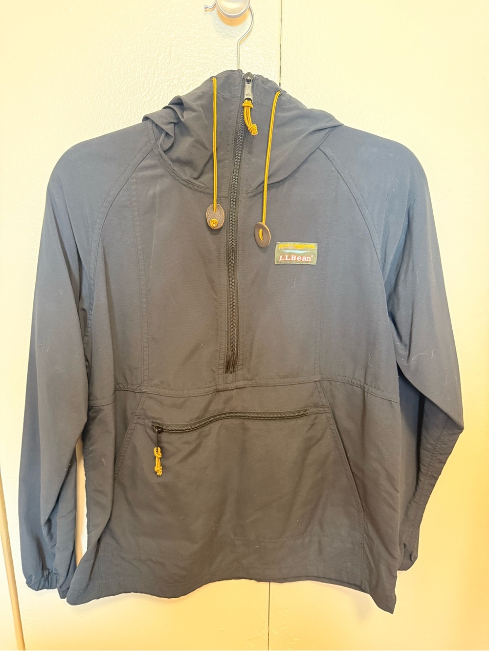 L.L.Bean Black Pullover Rain Jacket Windbreaker